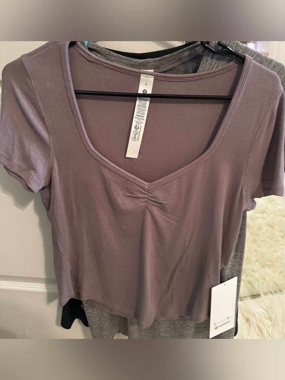 lululemon athletica Mauve Scoop-Neck Short Sleeve Crop Top